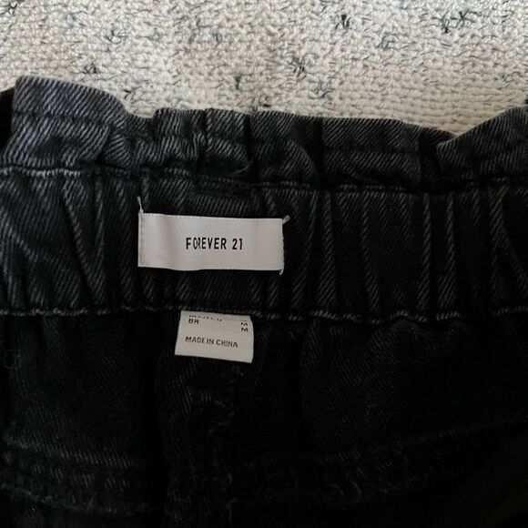 Forever 21 BLACK DENIM PAPERBAG SHORTS sz M - Picture 4 of 6